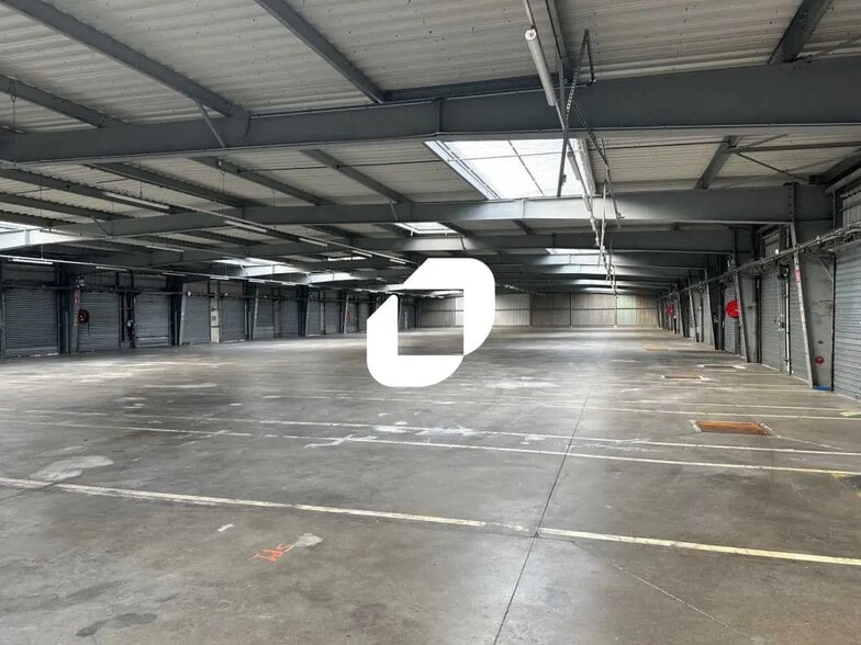 2 Rue Georges Claude, Ennery for lease - Building Photo - Image 2 of 4