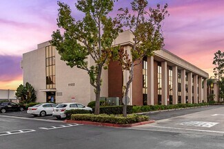 Plus de détails pour 11100 Warner Ave, Fountain Valley, CA - Bureau à louer