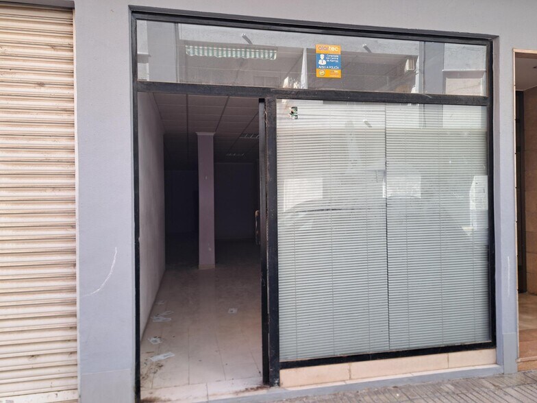 Carrer de Alzira, 4, Cullera, Valencia à vendre - Photo du bâtiment - Image 3 de 11