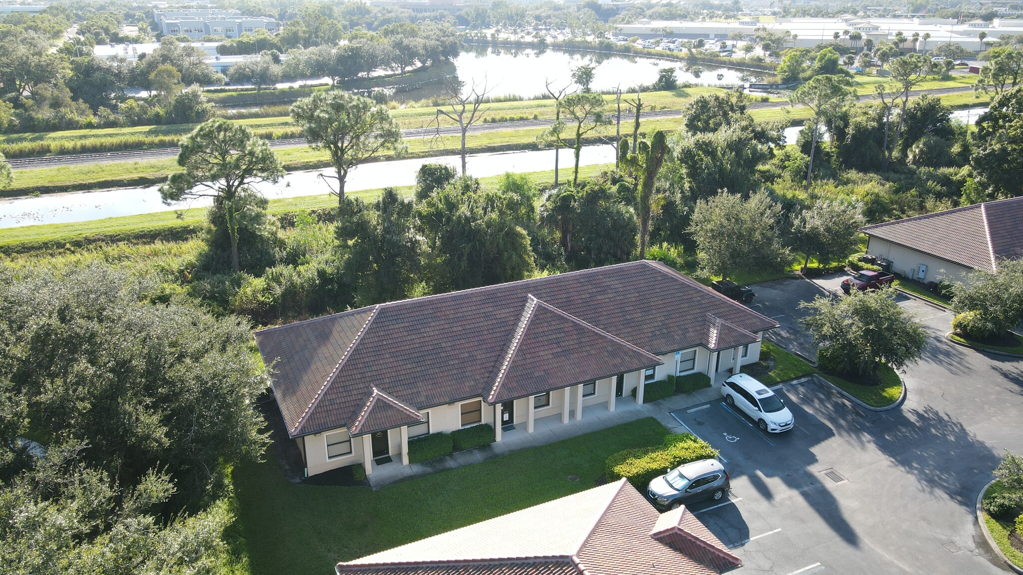 2739 Oak Ridge Ct, Fort Myers, FL for sale Building Photo- Image 1 of 19