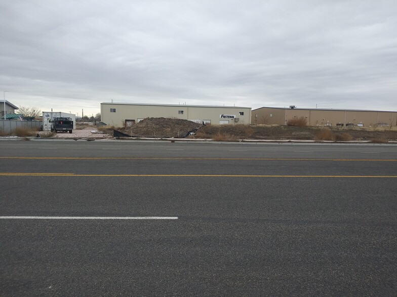 2709 Rulon White Blvd, Pleasant View, UT for lease - Building Photo - Image 2 of 3