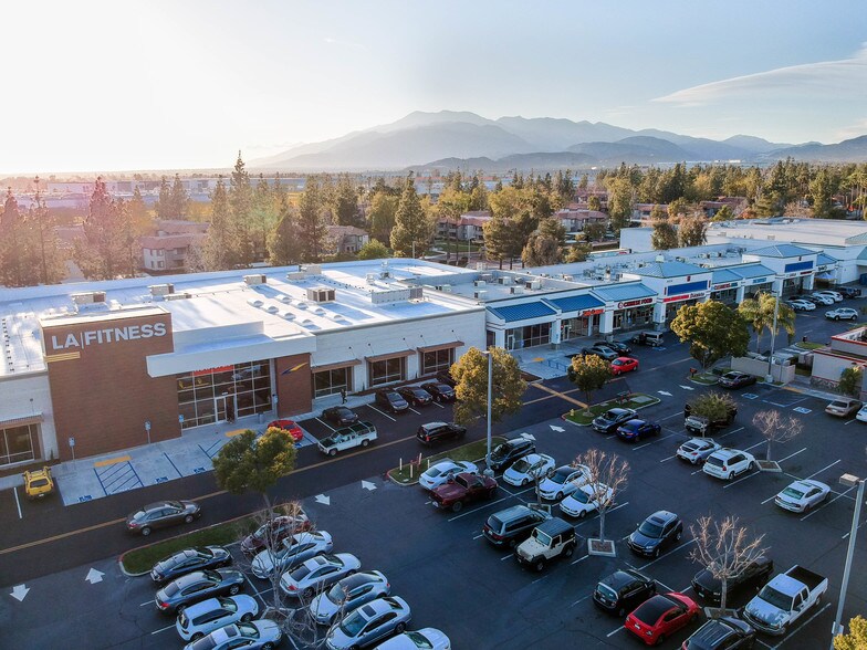 4414 University Pky, San Bernardino, CA à louer - Photo principale - Image 1 de 4