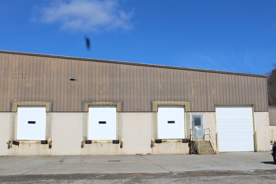 9702 Iron Point Rd SE, Shawnee, OH for lease - Building Photo - Image 3 of 5