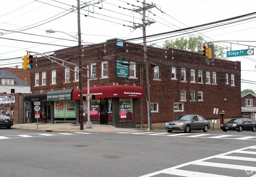 603 Ridge Rd, Lyndhurst, NJ for lease - Primary Photo - Image 1 of 2