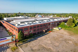 Plus de détails pour 1305 S Cedar St, Lansing, MI - Industriel à vendre