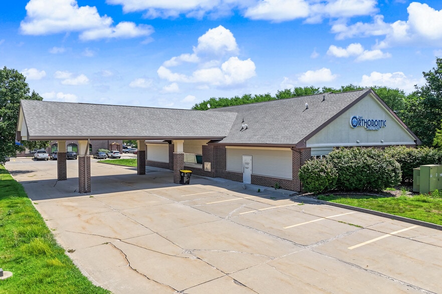 6105 NW 86th St, Johnston, IA for sale - Building Photo - Image 2 of 10