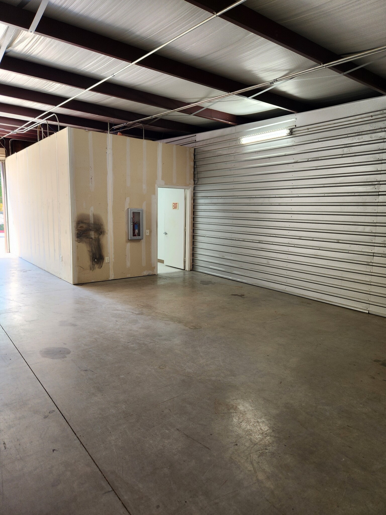 2870 Gessner Rd, Houston, TX for lease Interior Photo- Image 1 of 6