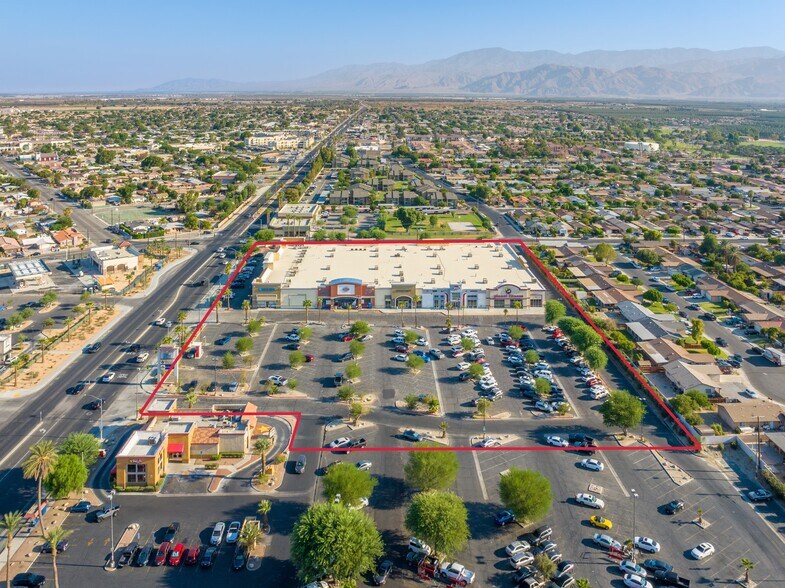 50249 Cesar Chavez St, Coachella, CA à louer - Photo du bâtiment - Image 2 de 6