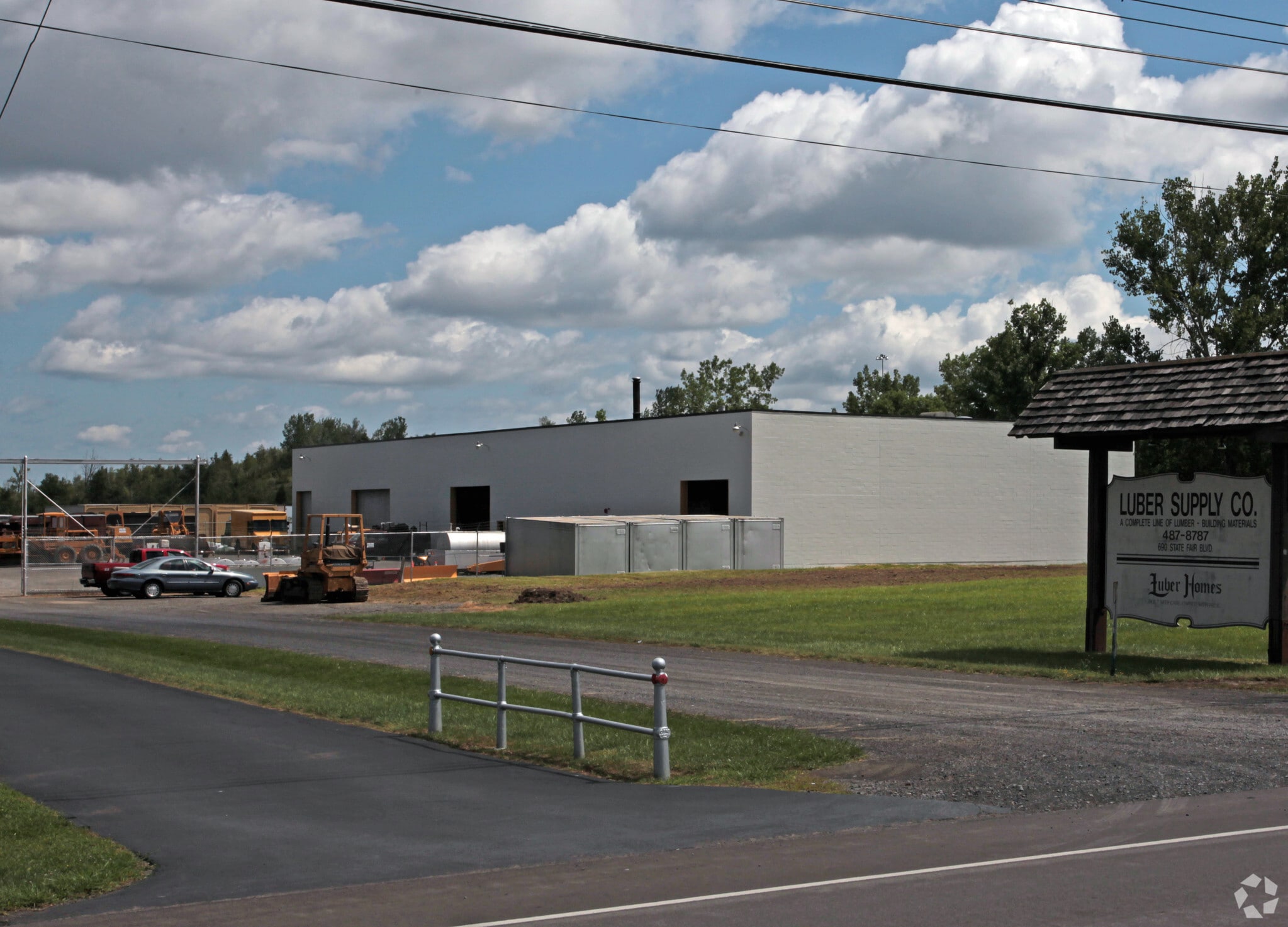 690 State Fair Blvd, Syracuse, NY for lease Primary Photo- Image 1 of 20