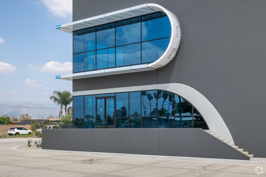 773 S Foisy St, San Bernardino, CA à vendre - Photo du bâtiment - Image 3 de 16