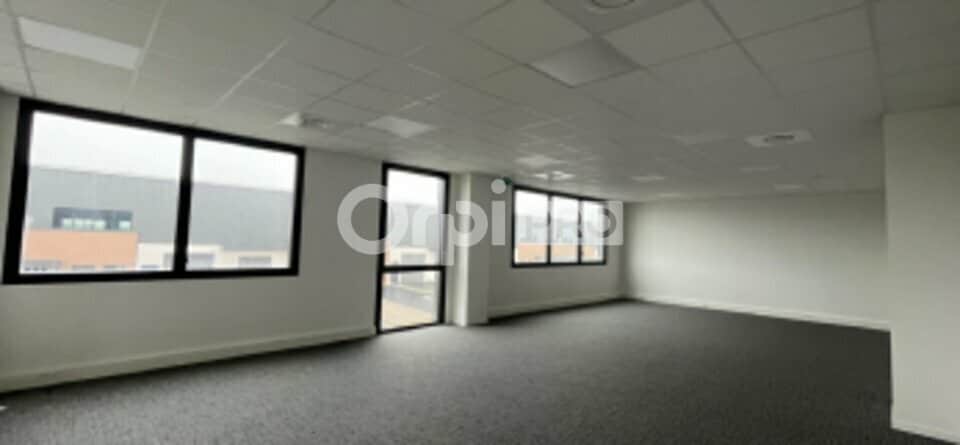 25 Route De Lyon, Saint-Priest for lease - Interior Photo - Image 3 of 5