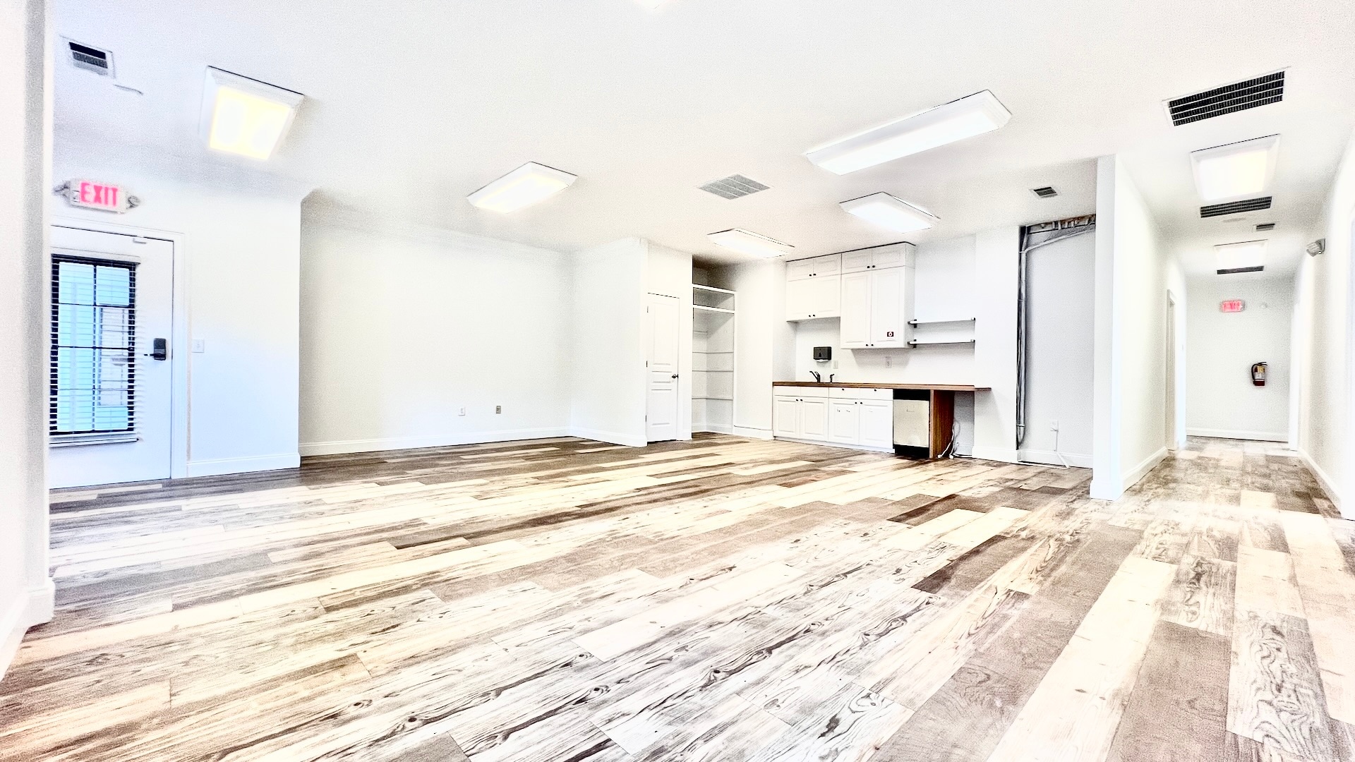 4080 McGinnis Ferry Rd, Alpharetta, GA for sale Interior Photo- Image 1 of 16