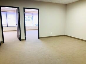 65 W Easy St, Simi Valley, CA for lease Interior Photo- Image 2 of 7