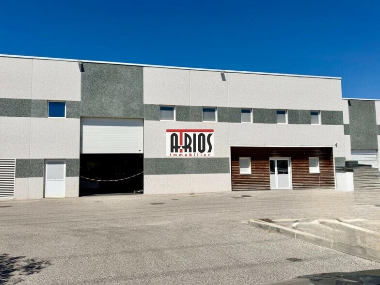 Flex in La Farlède for lease - Building Photo - Image 2 of 6