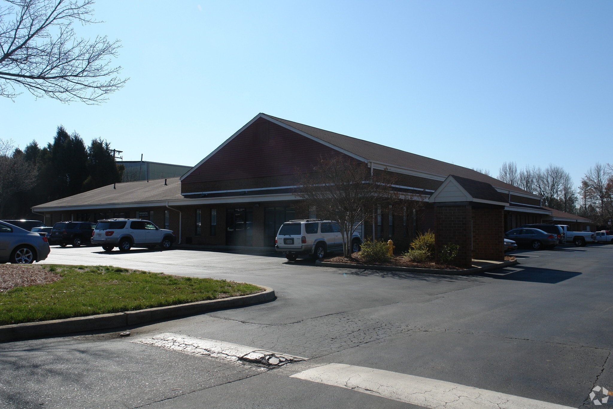 6612 E WT Harris Blvd, Charlotte, NC for lease Primary Photo- Image 1 of 13