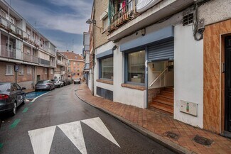 Plus de détails pour Multi-résidentiel à vendre