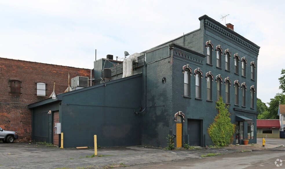 182-184 Monroe Ave, Rochester, NY à vendre - Photo du bâtiment - Image 3 de 8