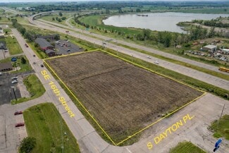 Plus de détails pour 2400 SE 16th St, Ames, IA - Terrain à vendre
