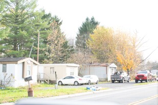 Overton Trailer Park - Mobile Home or RV Park