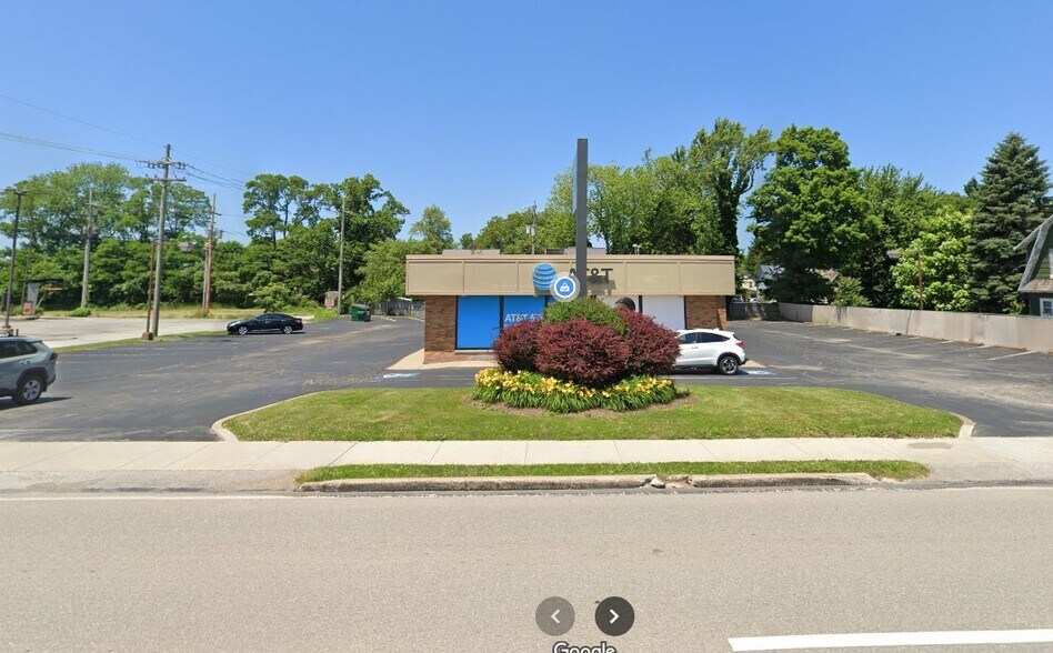 2746 W 26th St, Erie, PA à vendre - Photo du bâtiment - Image 2 de 6