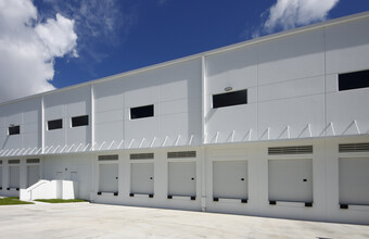 7855 NW 41st St, Doral, FL for lease Building Photo- Image 2 of 2