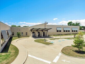 Plus de détails pour 700 Stadium Dr, Georgetown, TX - Spécialité à vendre