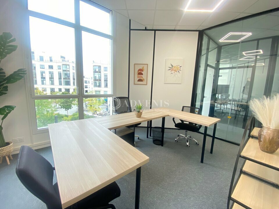 Office in Chessy for lease Interior Photo- Image 1 of 7