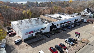 Plus de détails pour 1250 E Wayzata Blvd, Wayzata, MN - Commerce de détail à vendre
