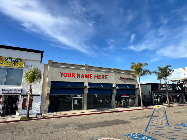 1781 Newport Blvd, Costa Mesa, CA for lease - Building Photo - Image 1 of 7