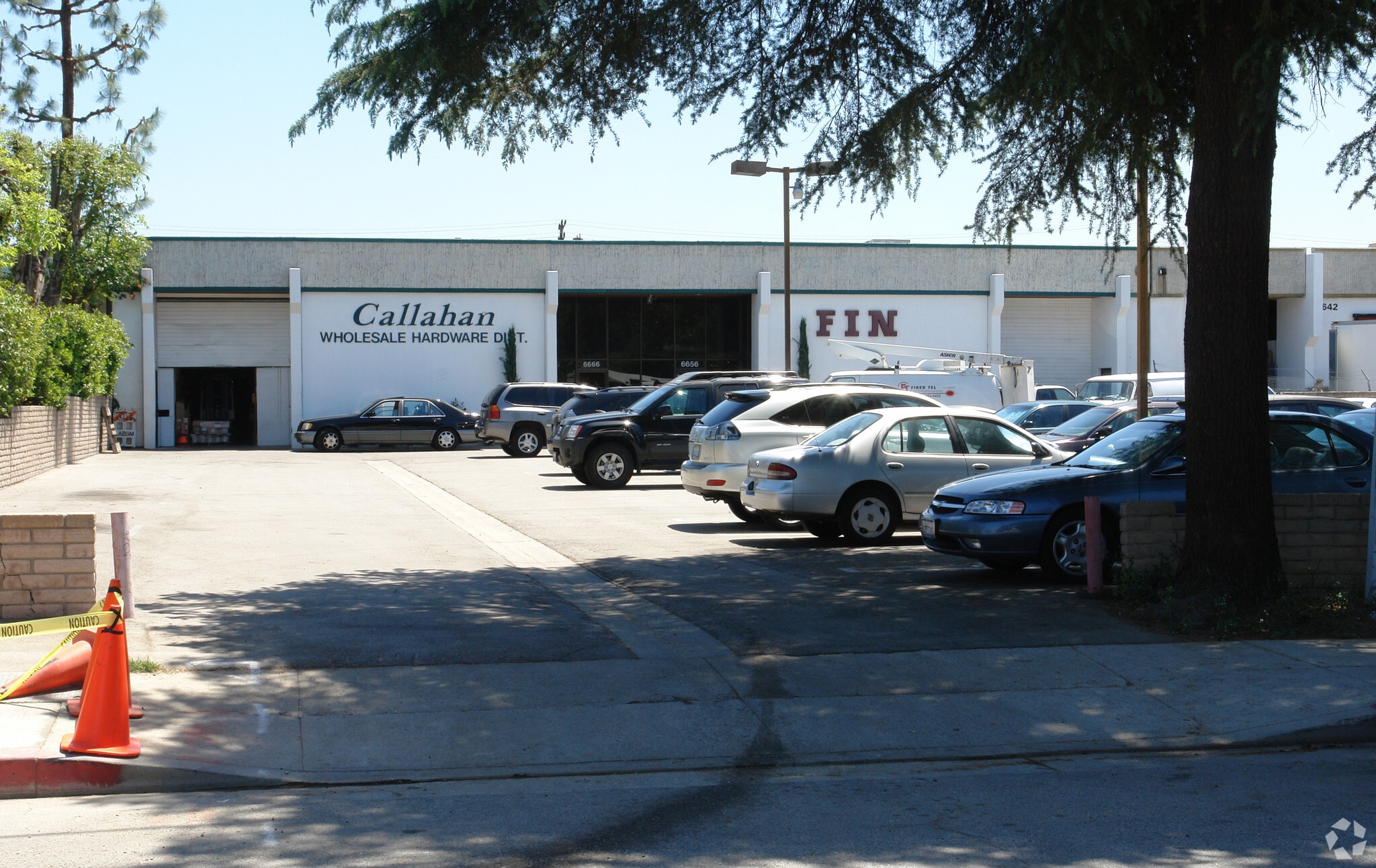 6656 Valjean Ave, Van Nuys, CA for lease Building Photo- Image 1 of 6
