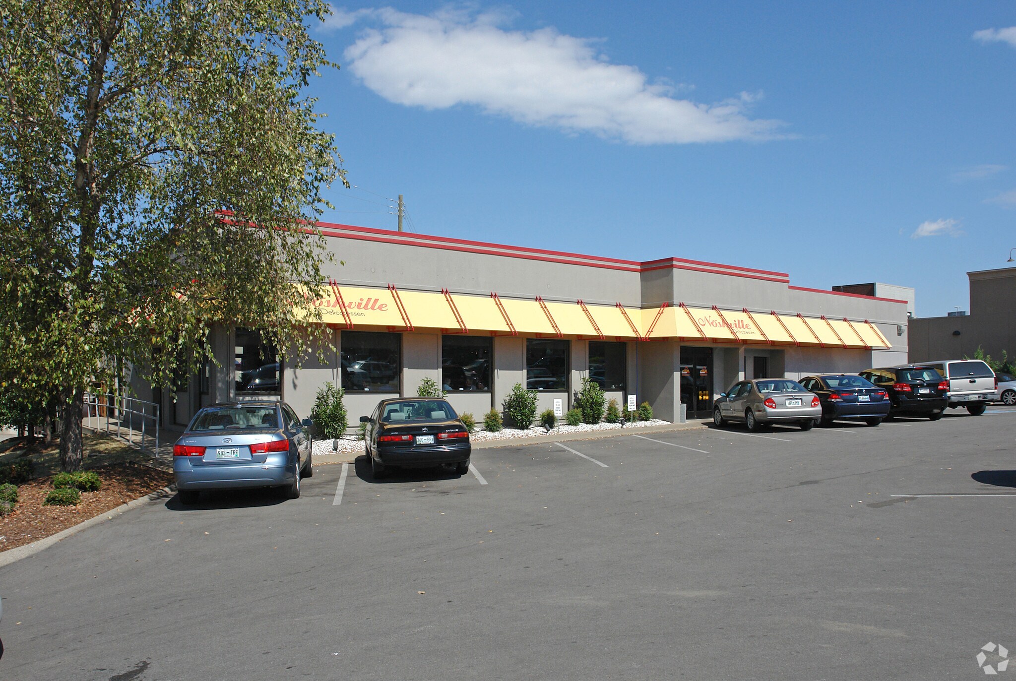 4014 Hillsboro Cir, Nashville, TN à louer Photo principale- Image 1 de 11