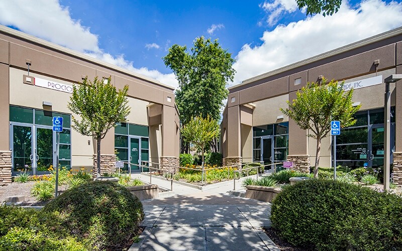 3095 Independence Dr, Livermore, CA à louer - Photo du bâtiment - Image 1 de 2