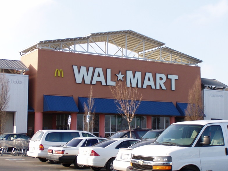 3501-3711 Truxel Rd, Sacramento, CA à louer - Photo du bâtiment - Image 1 de 11