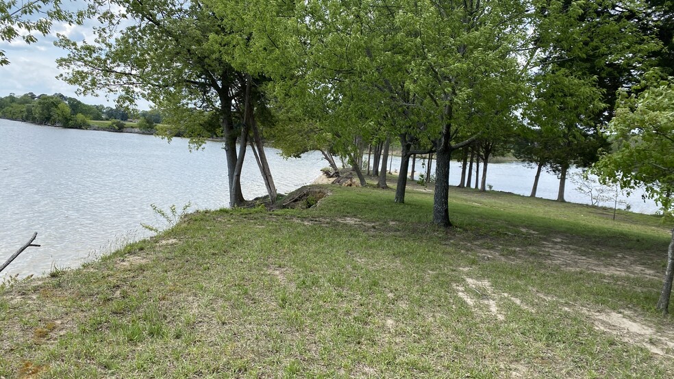 39645 Sweetpea Ln, Leonardtown, MD for sale - Primary Photo - Image 1 of 17