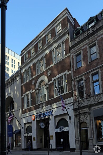 1511 Walnut St, Philadelphia, PA à louer - Photo du bâtiment - Image 1 de 5