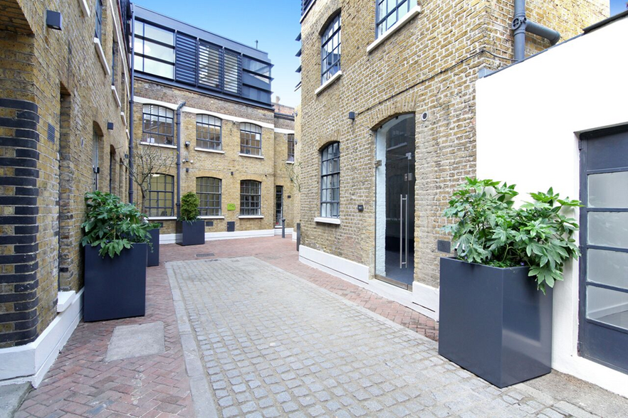 Unit 2 Plantain Place Crosby row, London for lease - Building Photo - Image 1 of 1