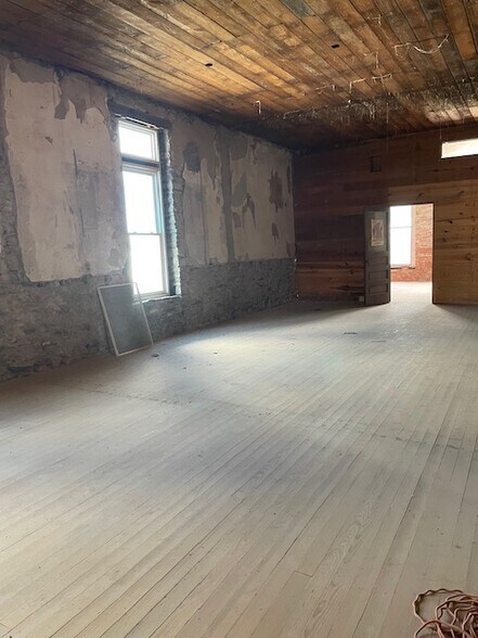 101 E Main St, Brady, TX à vendre - Photo intérieure - Image 2 de 17