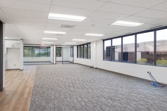 8200 N Mopac Expy, Austin, TX à louer Photo intérieure- Image 1 de 4