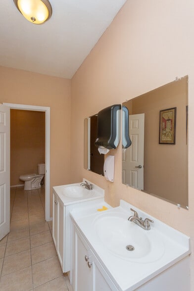 2803 W 2nd St, Roswell, NM for sale - Building Photo - Image 3 of 71