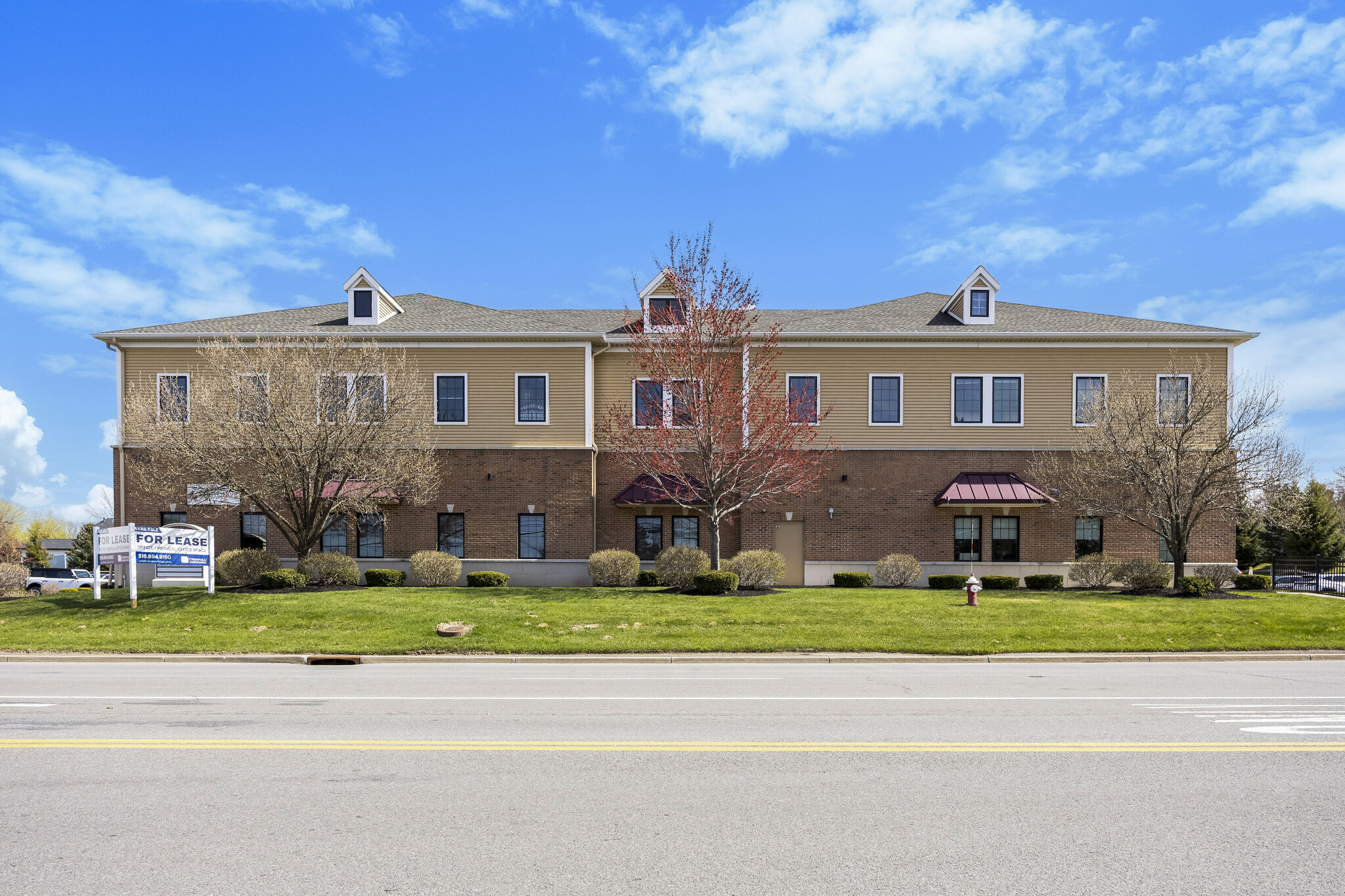399 Albany Shaker Rd, Loudonville, NY for lease Interior Photo- Image 1 of 21