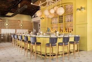 Plus de détails pour 55 S Market St, Charleston, SC - Commerce de détail à louer