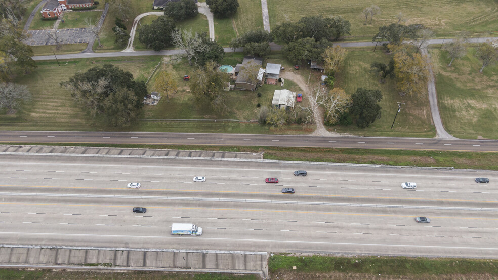 20222 I-10, Wallisville, TX à vendre - Photo principale - Image 1 de 1