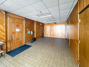 333 N Hammes Ave, Joliet, IL for lease Interior Photo- Image 2 of 24