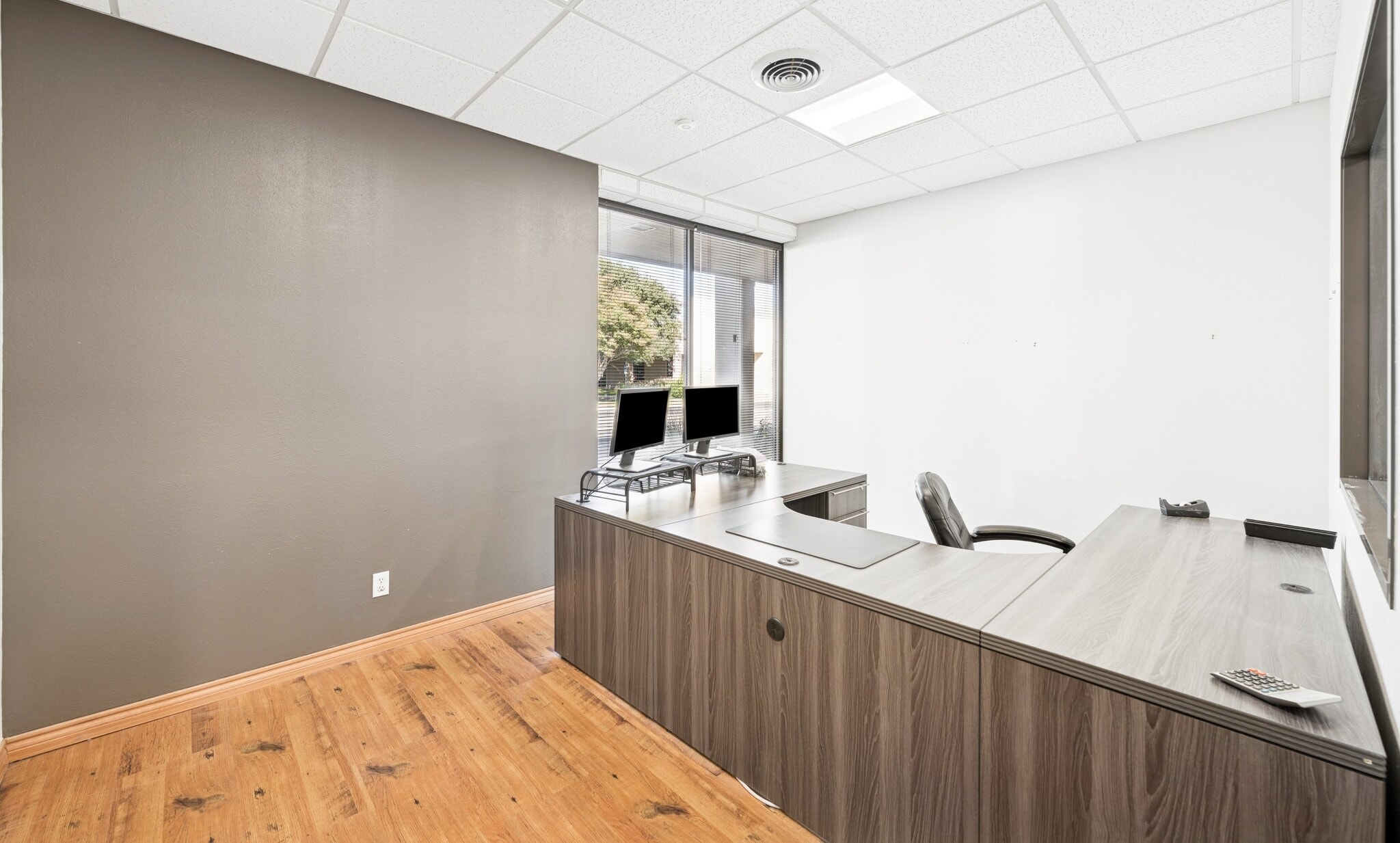 15000-15026 Beltway Dr, Addison, TX à louer Photo intérieure- Image 1 de 14