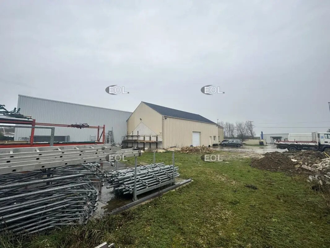 Industrial in Guignes for lease Building Photo- Image 1 of 17
