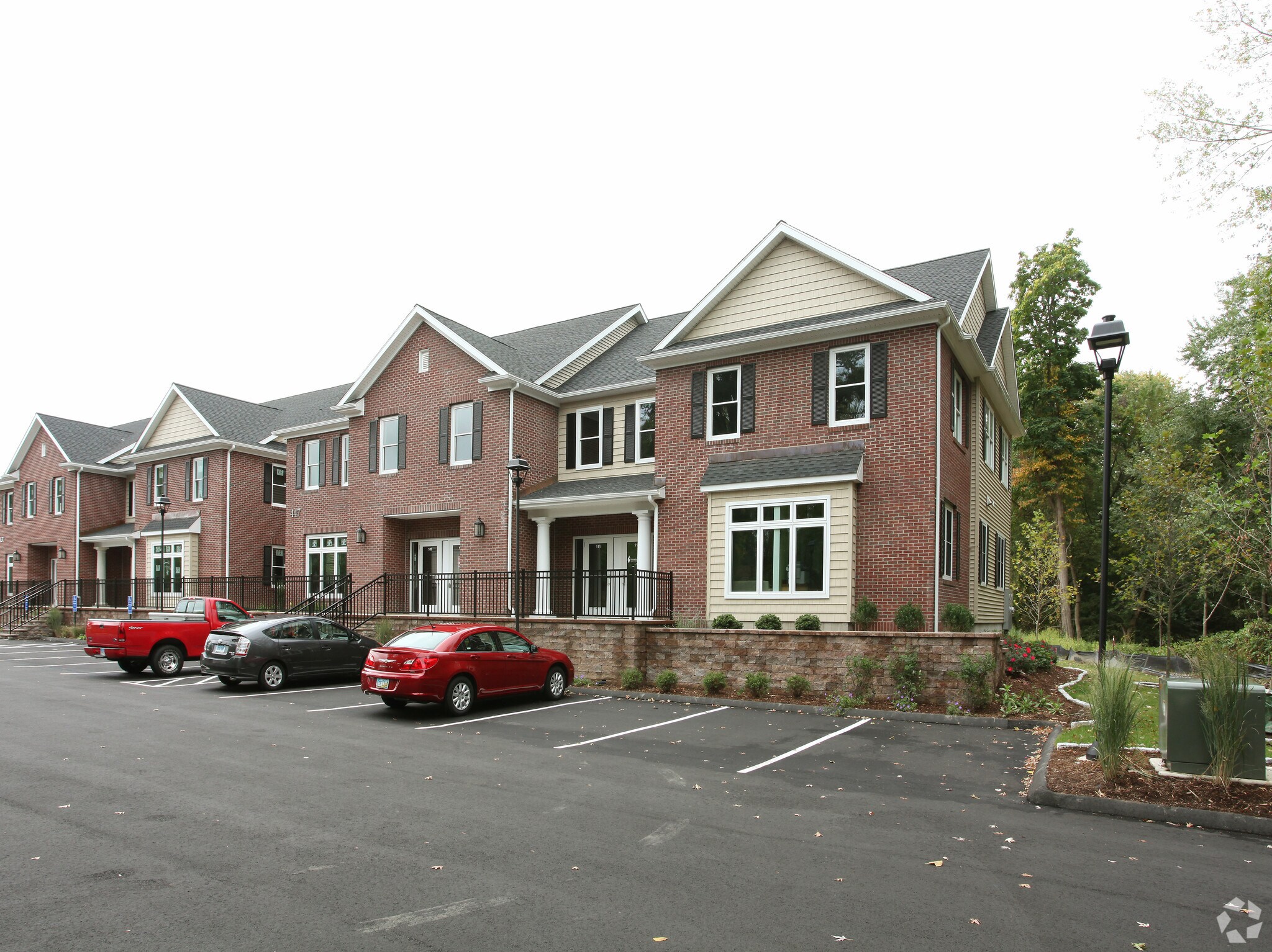 447 Naubuc Ave, Glastonbury, CT à vendre Photo principale- Image 1 de 9