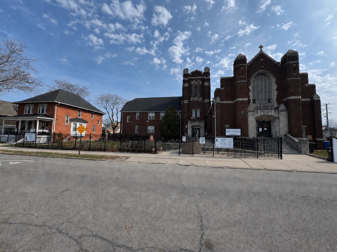 4880 Lawndale St, Detroit, MI for sale Primary Photo- Image 1 of 12