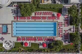 555 W Kinzie St, Chicago, IL for lease Building Photo- Image 2 of 7