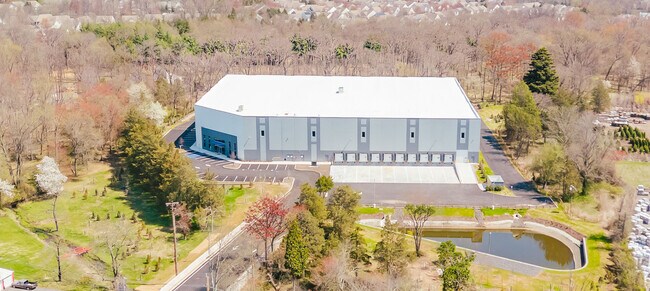 Plus de détails pour 485 Elizabeth Ave, Somerset, NJ - Industriel à louer