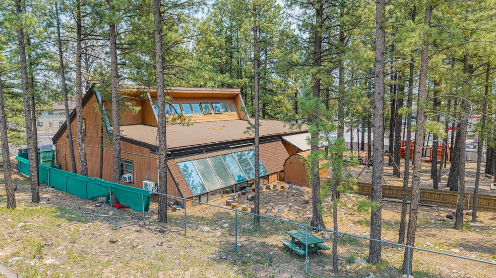 575 W University Ave, Flagstaff, AZ for sale - Building Photo - Image 2 of 6